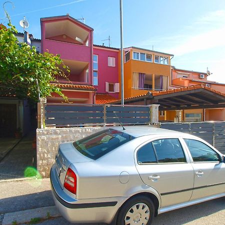 Apartments Oriana 898 Pula Exterior photo